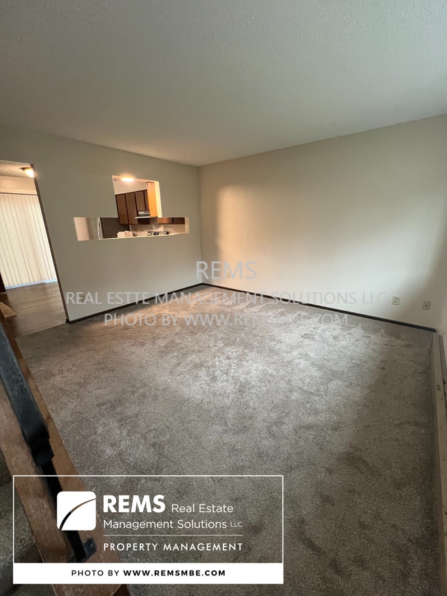 Photo - 1400-1406 Tuttle St