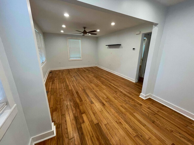 Photo - 4604 Meadow Ct