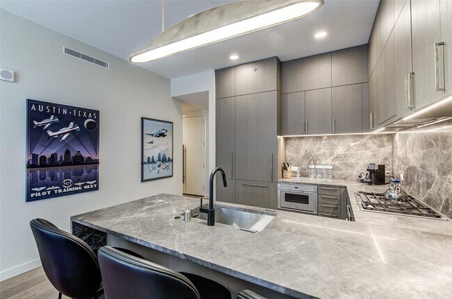 Photo - 202 Nueces St Unit 2204