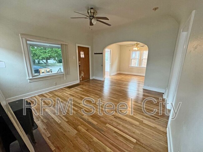 Photo - 1322 Claremont Ave