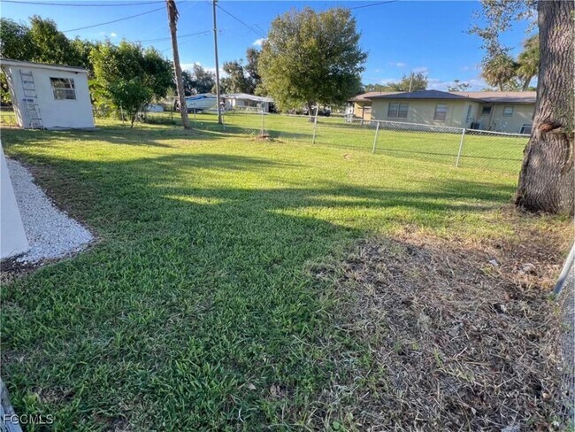 Photo - 712 Camellia Dr