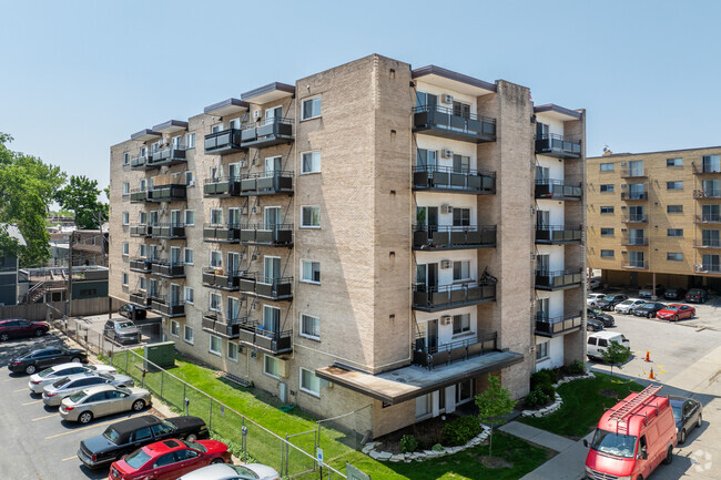 Primary - Forest Park Apartments Bldg 2