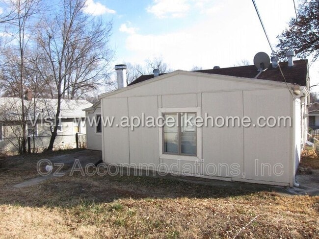Photo - 2936 Stewart Ave
