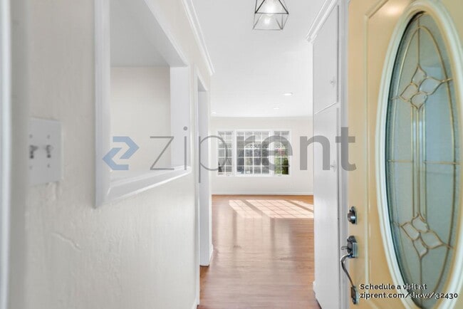 Photo - 3868 Bucknall Rd