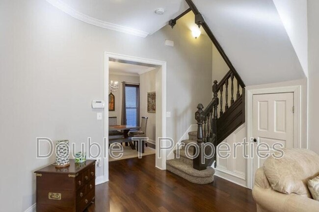 Photo - 314 E 22nd St