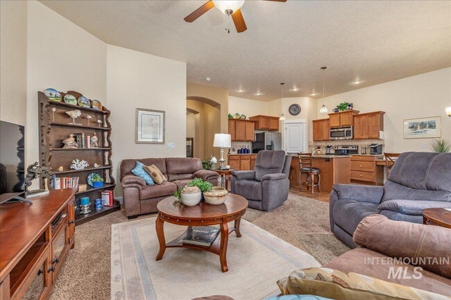 Photo - "Charming 3-Bedroom Home with 2 Full Baths in Boise's Sought-After West Dover Heights!"