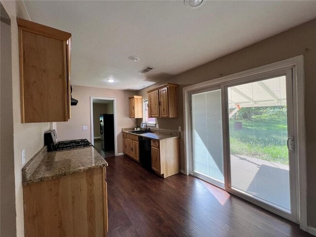 Photo - 1502 White Rd