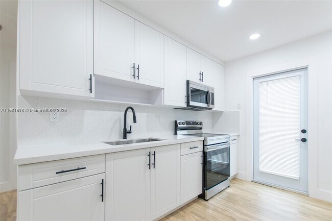 Photo - 11520 SW 142nd Terrace