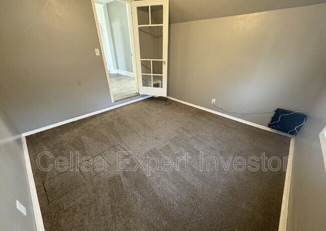 Photo - 411 W Williams St Unit 3