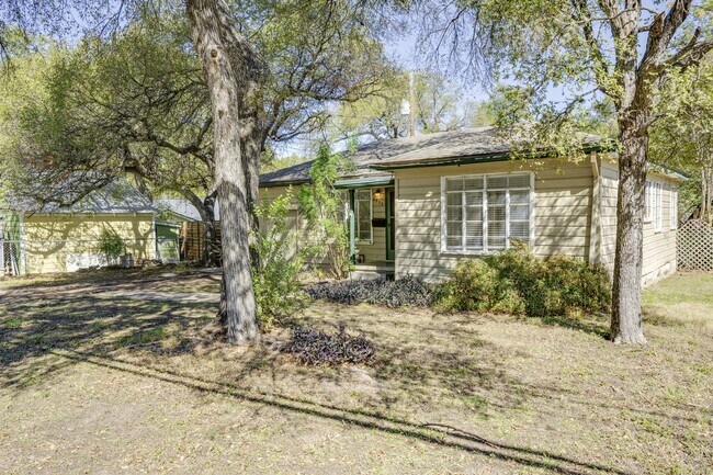 Photo - 1604 E 32nd St