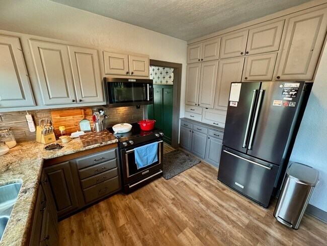 Photo - 538-540 S 6th Ave Unit 538