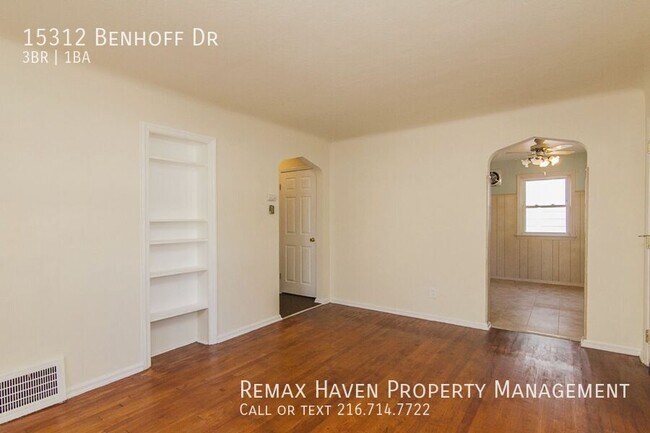 Photo - 15312 Benhoff Dr