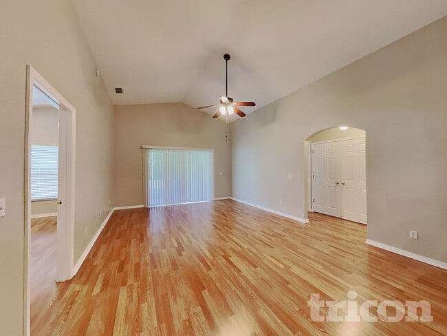 Photo - 3111 Buckeye Point Dr