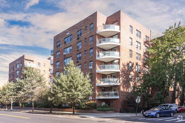 Photo - 9511 Shore Rd