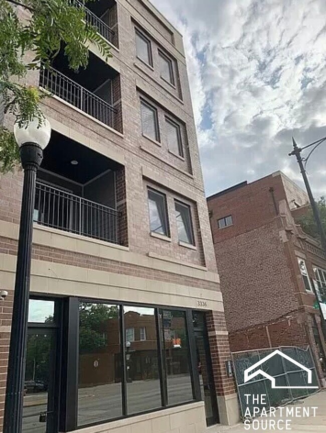 Photo - 3336 W Irving Park Rd Unidad 1 Rental