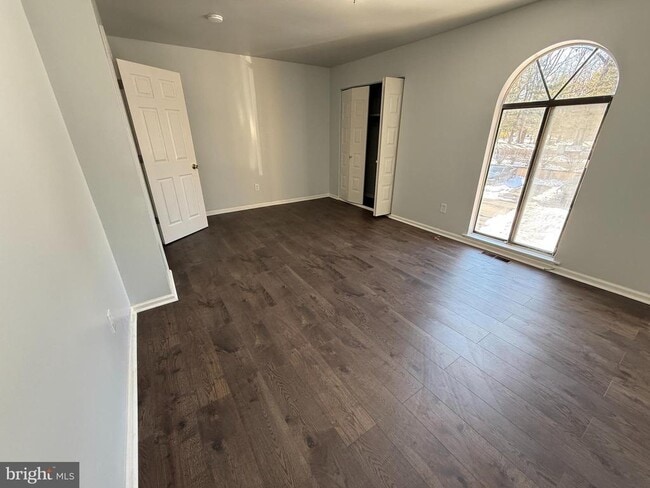 Photo - 423 Sonora Ct