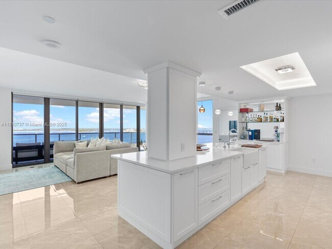 Photo - 1331 Brickell Bay Dr Unit 1811