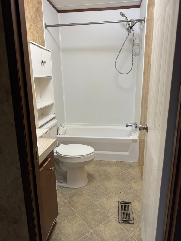 Photo - 7266 River Rd