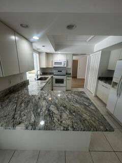 Photo - 441 Sunrise Way