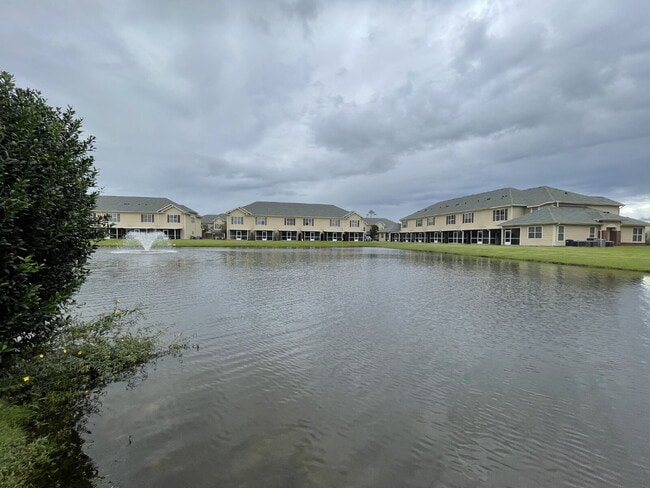 Photo - Luxurious 3-Bedroom Condo in Panama City, FL with Spacious Layout and Modern Amenities!