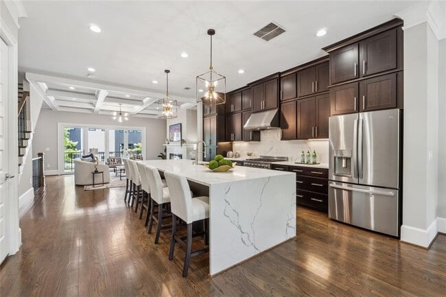 Photo - 1106 Briar Cove Cir