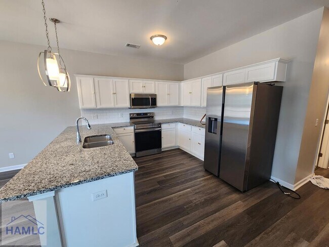 Photo - 2722 Arnall Dr