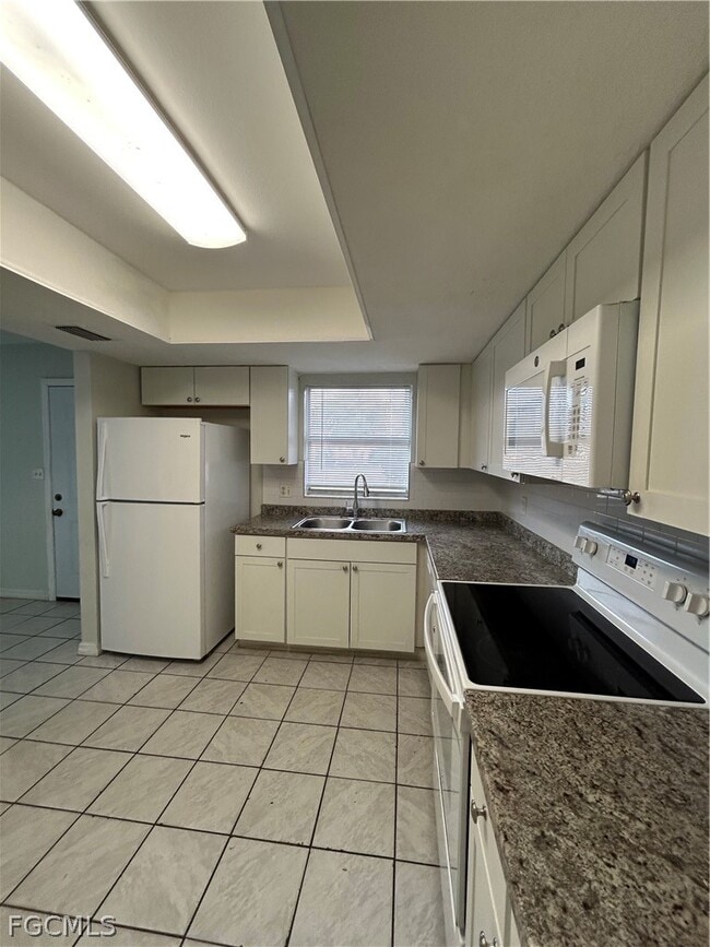 Photo - 4912 York St Unidad 3