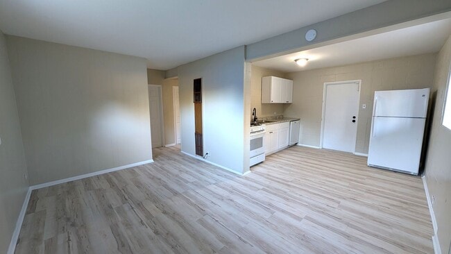 Photo - 103 New York Dr