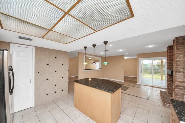 Photo - 12707 Corona Ln