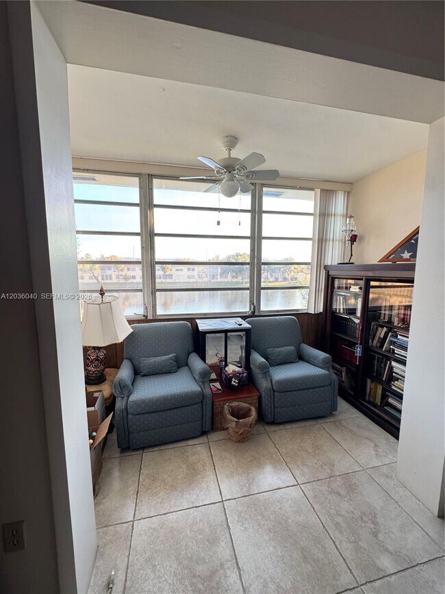 Photo - 2940 NE 203rd St Unit C-213