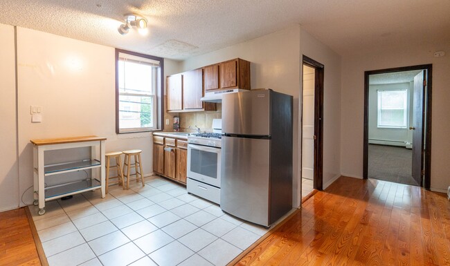 Photo - 2400 S 4th St Unit 2400 S 4th St 2nd Fl