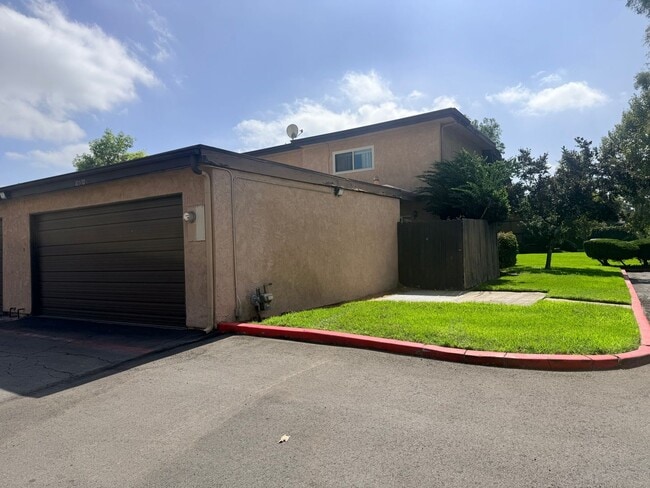 10570 White Oak Dr