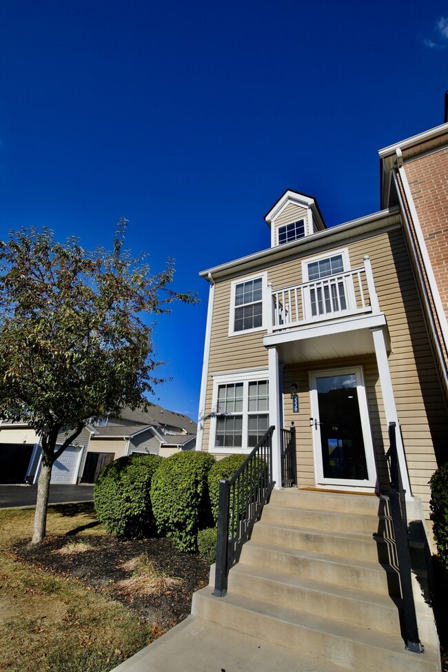 Photo - 8330 Bruntsfield Rd