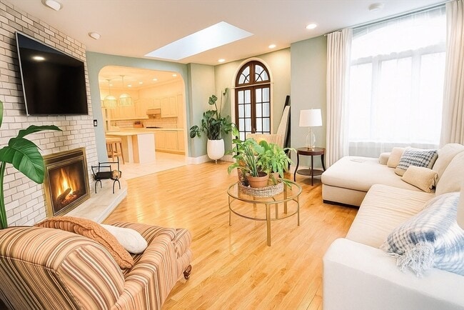 Photo - 177 Springfield St