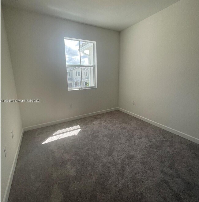 Photo - 2363 SE 11th St