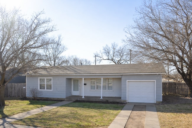 Building Photo - Great 3 Bedroom Home in Central Lubbock