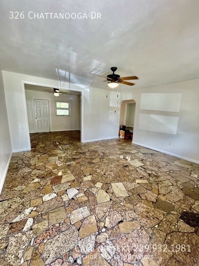 Photo - 326 Chattanooga Dr