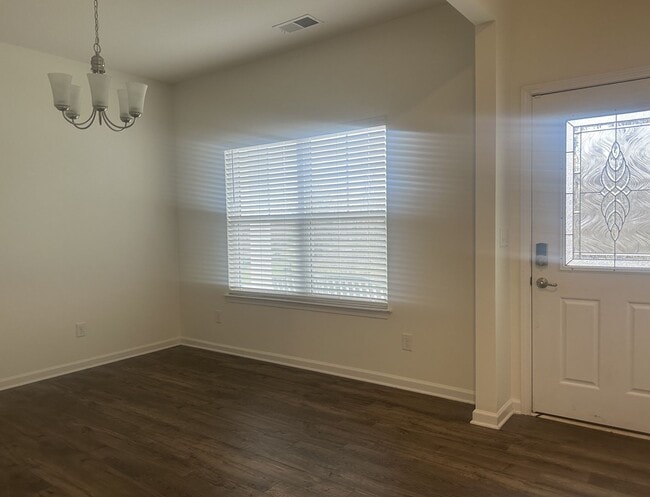 Photo - MUST SEE! Beautiful 3 bedroom, 2.5 bath 2 story home with fenced back yard! $2500 per month