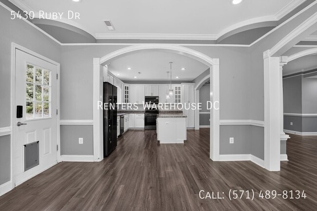 5430 Ruby Dr