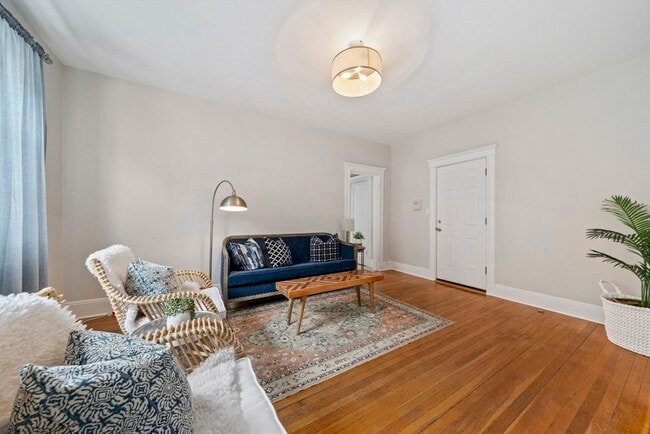 Photo - 229 Kelton St Unit 1