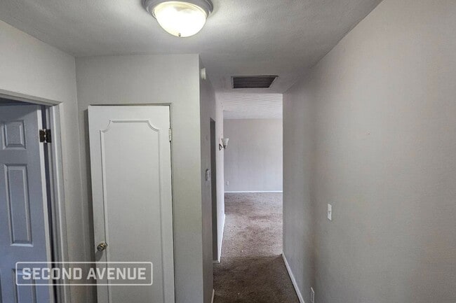 1 Rosehaven Dr