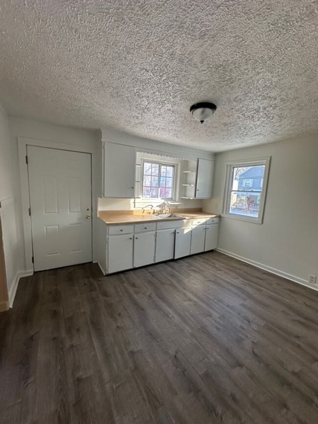 Photo - 82 Lime St Unit 82 Lime St -Apt 1