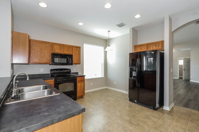 Photo - 808 College Chase Dr