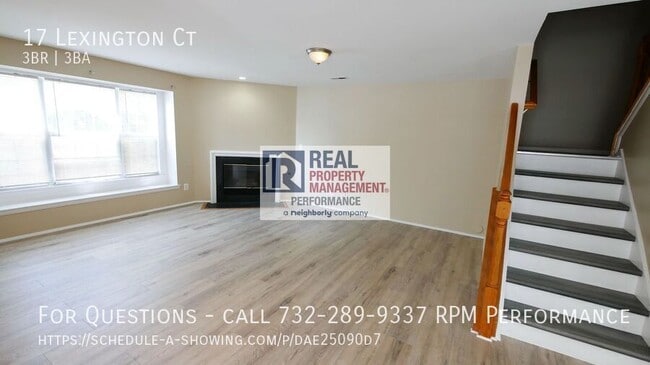 17 Lexington Ct