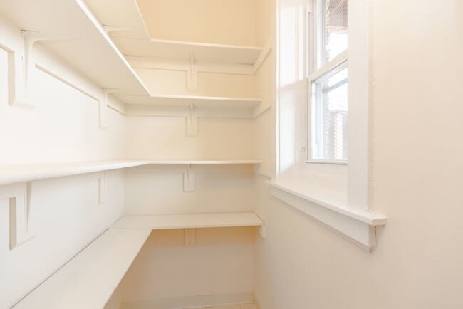 Photo - 4613 N Ashland Ave Unit 3