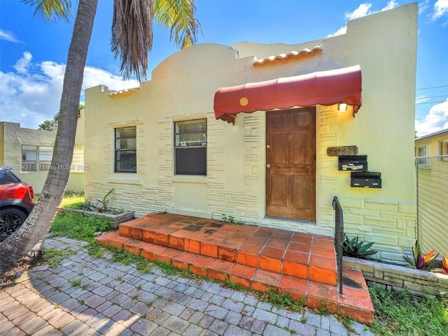 Photo - 1932 Dewey St
