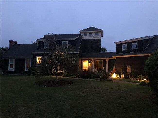 Photo - 15 Seabreeze Terrace