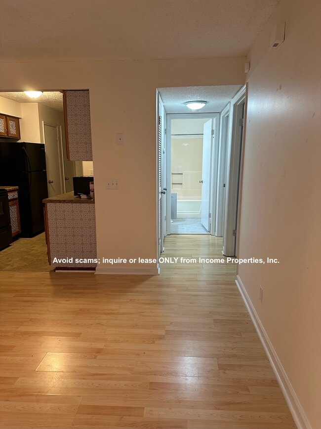 Photo - 171 Brooke Castle Dr