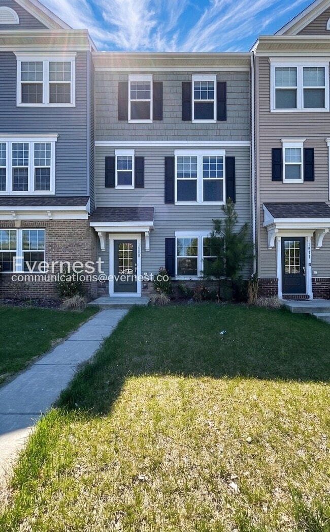 Building Photo - 1809 Noyack Ln