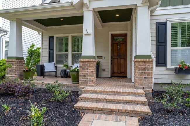 Photo - 16650 Seminole Ridge Dr